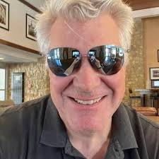 Chris Bochenek's Instagram, Twitter & Facebook