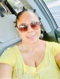 Rise and shine, May this Thursday remind you that God's love brings life,  beauty, and purpose to every season—keep blooming where He has planted you.  🙏🏿 😚🌞🌺🌻🌼