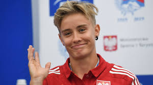 Jun 06, 2021 · trzy inne polskie osady olimpijskie uplasowały się w sabaudii na trzeciej pozycji. Medalisci Ms W Wioslarstwie Wrocili Do Polski Zostali Powitani W Warszawie Polskie Radio Pik