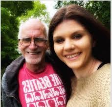 Marnie Evans's Instagram, Twitter & Facebook