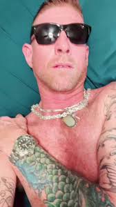 Ray-Gunn❌ (@_ray_gunn_)