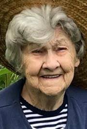 Leslie Bechtel's Instagram, Twitter & Facebook