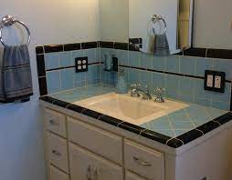 Vintage blue tile in bathroom.what color to paint walls?! B Dpnrsx9u4edm