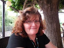 Linear Artist Laura Gael Sweeney