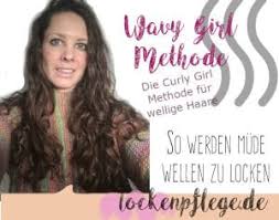 Dann, wenn nämlich alles kreuz und quer absteht und sich einfach nichts mehr bändigen lässt. Refresh 14 Tipps Zum Locken Auffrischen Am Zweiten Tag Lockenpflege De