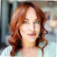 Shelley Eddy's Instagram, Twitter & Facebook