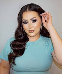 Amanda Balderas's Instagram, Twitter & Facebook