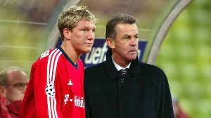 Zu beginn seiner karriere spielte er hauptsächlich. Trophies And Tears Schweinsteiger S Highs And Lows For Bayern And Germany Goal Com