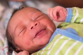 Etapas De Desarrollo De Tu Bebe Consejos De Paternidad Unicef