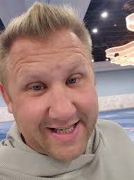 No more Traverse City... say whaaaaa? 😱 I know it's hard for me to even  get excited about the move. Bittersweet at best. Yep, it's also our last  year at the Westin Kierland in AZ next month. (yes, ...