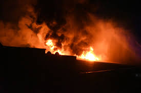 Il maxi incendio (doloso) a milano Devastante Incendio In Un Capannone A Brugherio Prima La Martesana