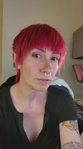 Rikki King (@honkeytonkdevil)