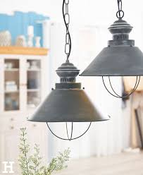 Lampen Landhausstil Bild Von Noa Schooneman Auf Inspiratie Restaurant Landhaus Lampen Anhanger Lampen