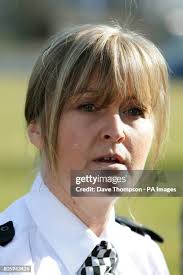 1.918 fotos e imágenes de alta resolución de Zoe Ley