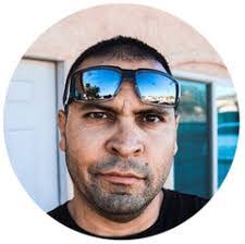 Justin Lammers's Instagram, Twitter & Facebook