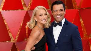 Mark consuelos has mastered the double life. Kelly Ripa Gives Marriage Advice You Ll Want To Hear It It S Good Sheknows