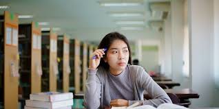 Nama saya irmayani syafitri lahir di medan pada 19 februari 1997. Kesulitan Bayar Kuliah Beasiswa Vdms Beri Bantuan Dana Pendidikan