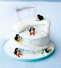 The usage of raisins, sultanas, currants and cherries are extremely common in christmas cake. 15 Creative Christmas Cake Decoration Ideas