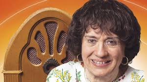 Acting troupe stages old radio dramas