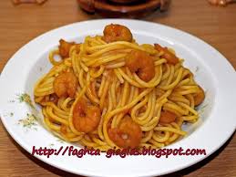 Πεντανόστιμη ελαφριά γαριδομακαρονάδα, πλούσια σε θρεπτικά συστατικά και χαμηλή σε θερμίδες. Garidomakaronada