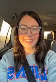 Hi! My name is Brauna Nabors and I will be teaching 9th grade ELA at Durant  High School! This is my first year of teaching and I am so excited for the