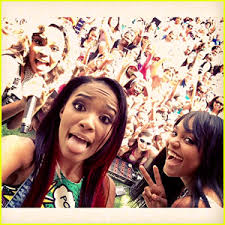 McClain: Exclusive Selfie On &#39;Road To RDMAs&#39; Event; Will Perform at Show. McClain grab a shot with the audience on stage in this exclusive pic from the Road ... - mcclain-rdma-houston-selfie