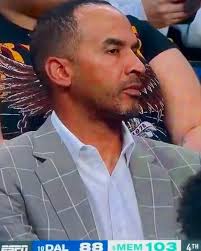 Nico's reaction to Anthony Davis leaving the game late with injury 💀 (via  NBA)