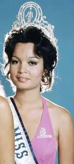 VIETNAM 🇻🇳 Lydie Phuong Ly Vu