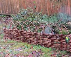 90% (2 reviews) this border is woven from natural willow and will add interest to your garden. Mgp Woven Willow Edging With Arc Top 16 H X 47 L 6 Pack Pricepulse