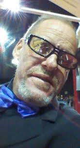 DE LUTO LOS PIRATAS- NORBERTO COLON, mejor conocido como El Gran NUNO,el  hombre del gabán que se encargaba de secar el tabloncillo en la Dalmau nos  deja. Tuve el honor de compartir