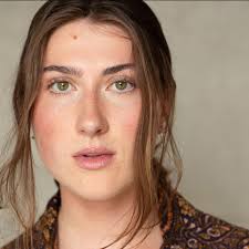 Danielle Meyer (@daniellekmey) • Facebook