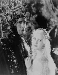 Features de havilland's first film role (as hermia), althogh rooney, as the fairy puck, seems to. A Midsummer Night S Dream 1935 Vienna S Classic Hollywood