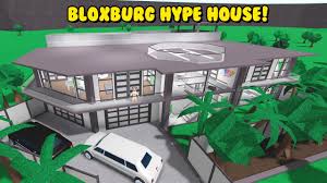 Moving Into The Hype House Charli And Dixie D Amelio Fight Bloxburg Drama Series Ep 1 Youtube