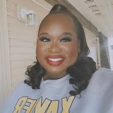 Nicole Sylvia's Instagram, Twitter & Facebook