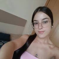 Carmen Canto's Instagram, Twitter & Facebook