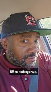 Brandon Dee's Instagram, Twitter & Facebook