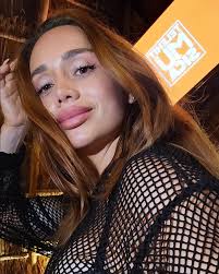 Carolina Valencia added a new photo.