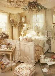 Is shabby chic still trendy? 33 Cute And Simple Shabby Chic Bedroom Decorating Ideas