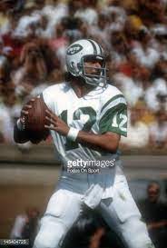 Quarterback Joe Namath Of The New York Jets Drops Back To Pass During New York Jets Football Joe Namath New York Jets