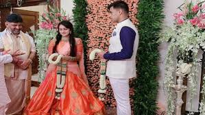 Dk Shivakumar S Daughter To Tie Knot With Ccd Founder Vg Siddhartha S Son Oneindia News