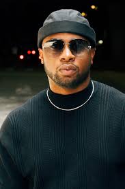 Jac Ross Covers Frank Sinatra's 'It Had to Be You'