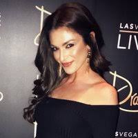 Nicole Eiland (@nicoleeeilanddd)