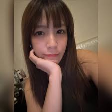 特斯拉更新後的聖誕節版本怎麼有點喜感？？？ 一堆麋鹿在路上跑是怎樣啦😂