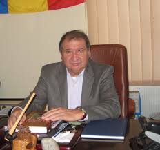 Afaceristul ioan crișan a murit în această dimineață în propria mașină, în urma unei explozii în arad! Interviu Cu Ioan Crisan Primarul Comunei Vladimirescu Nu Este Usor SÄƒ Impaci Pe ToatÄƒ Lumea Aradon