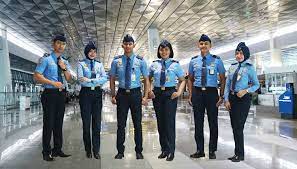 Pilot lion air memastikan menjunjung tinggi aspek keselamatan tiap saat bekerja. Berikut Gaji Staff Bandara Terbaru Dan Terlengkap 2021 Avanda Alvin