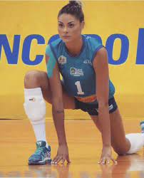 Mas no final, gabi e rosamaria pararam no bloqueio e os eua fizeram 2 sets a 1 Gabi Martins Voleibol Posts Facebook