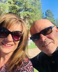 Carissa Brandt's Instagram, Twitter & Facebook