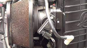 How To Replace Defective Mercury Outboard Air Filter On Efi Four Stroke75hp 90hp 115hp Mercury Outboard Air Filter Outboard