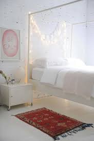 Oct 13 2019 explore casseylins board schlafzimmer lichterkette on pinterest. Romantische Und Gemutliche Idee Fur Das Schlafzimmer Einfach Eine Lichterkette Am Bett Aufhangen Foto Veroffentlicht Von Grossstadtkind Auf Spaaz De