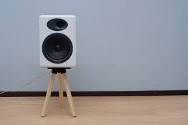 The speaker base is 18x14 cm in size. 15 Popular Diy Speaker Stands Ideas For You Try To Homemade Easily Remodel Or Move
